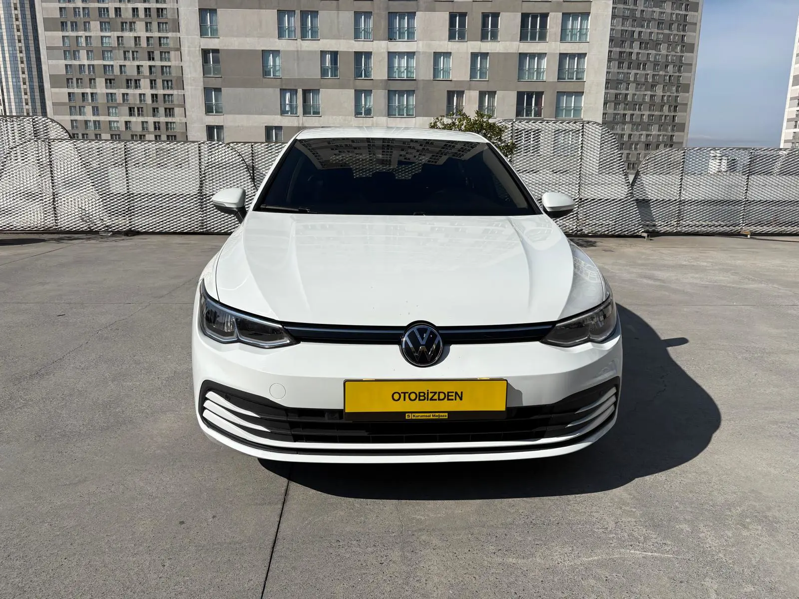 Volkswagen Golf 1.0 eTSI Life