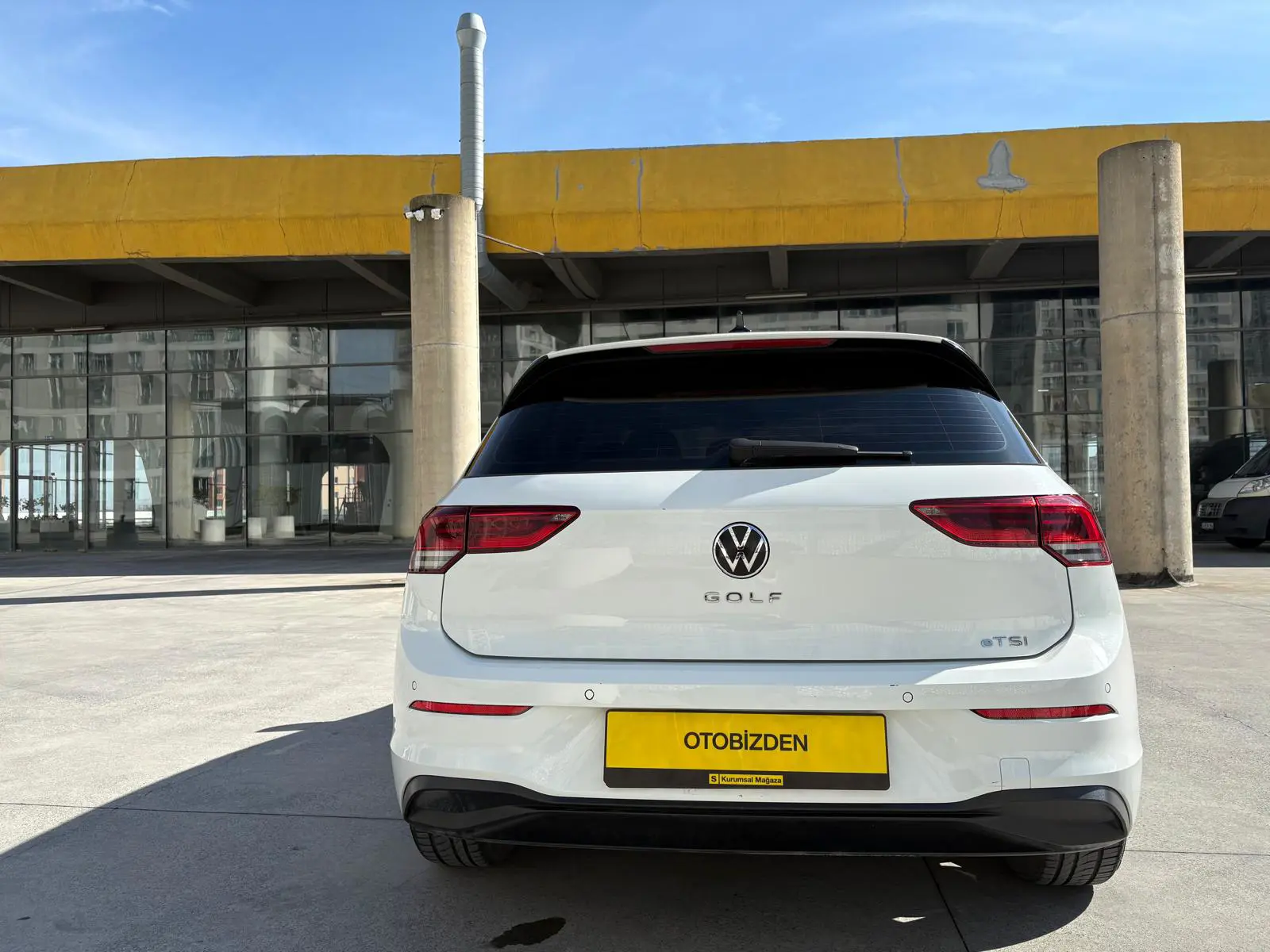 Volkswagen Golf 1.0 eTSI Life